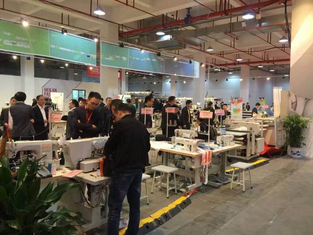 automatic-fake-down-filling-machine-manufacturers